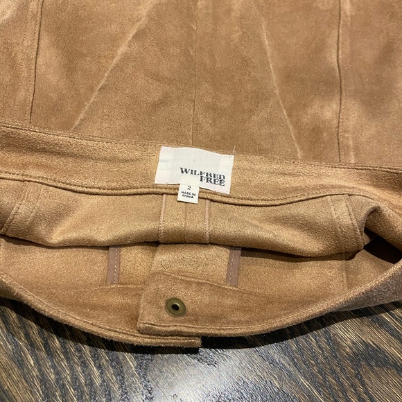 Wilfred Free suede skirt - brown, size 2 - Picture 3 of 3